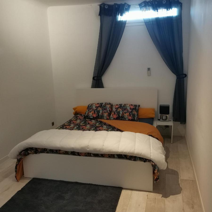 Cosy,calme A 2 Pas Du Centre De Montbrison